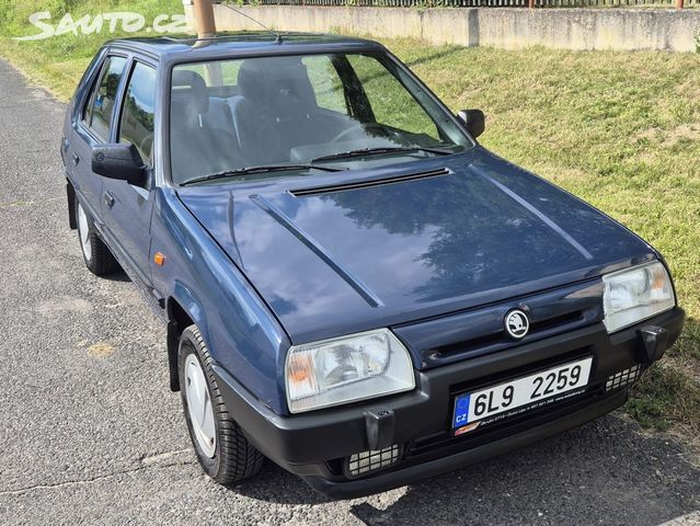 Škoda Favorit